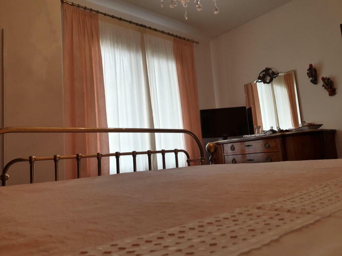 Bed and Breakfast Da zio sasà à Mirano Extérieur photo